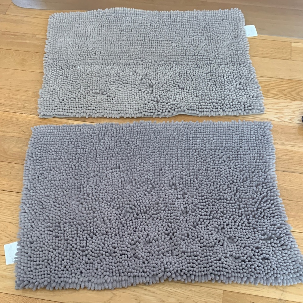 Gray Chenille Bath Mats - Plush Non-Slip Bathroom Rug (Set)